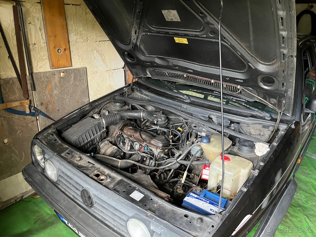 Golf GT special, rok 1988, 1,8i, 66 kW - 7