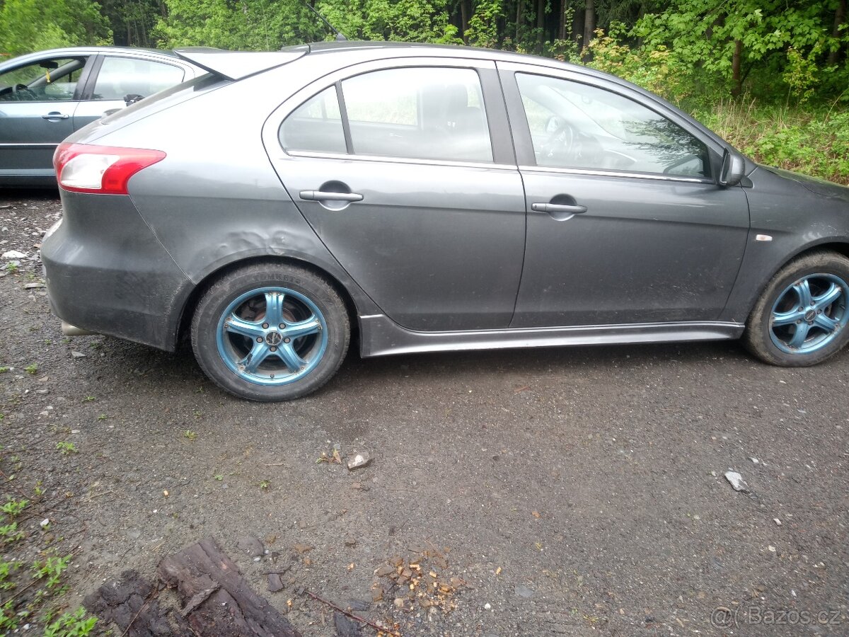 Mitsubishi Lancer 2.0 TDI 103 kw - 7