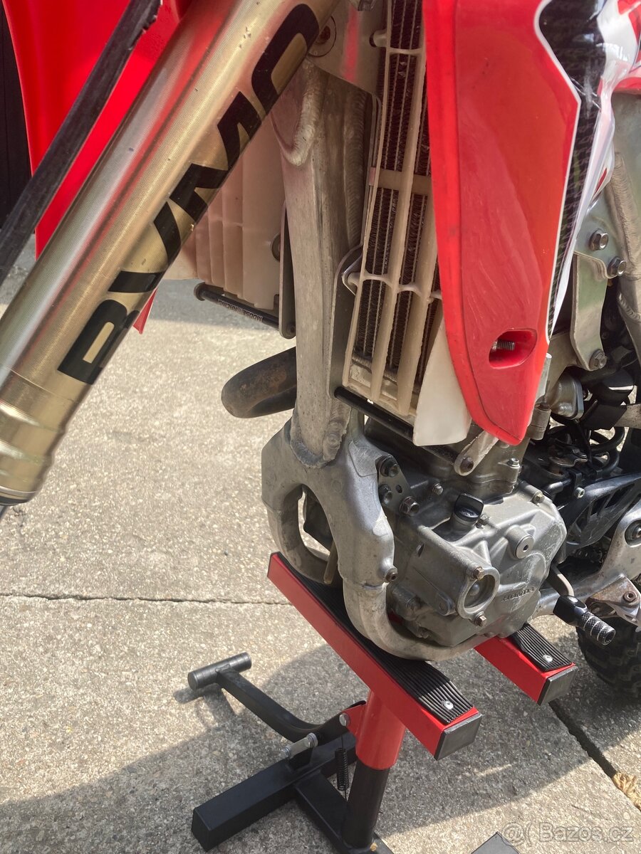 Honda CRF250R - 7