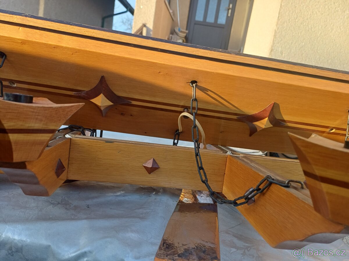 Dřevěný lustr - 7