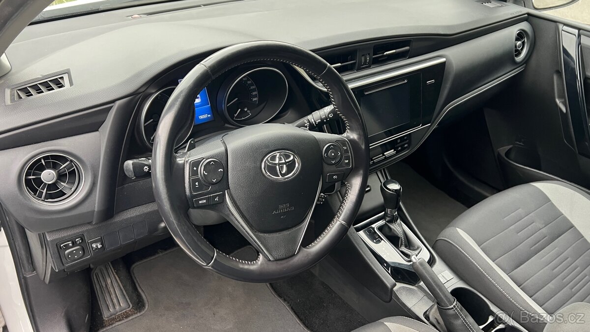 Toyota Auris - 7