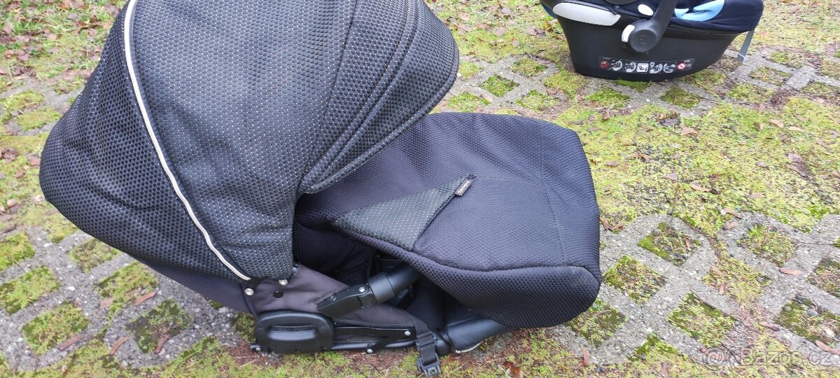 Zlato černý kočárek značky JUNAMA DIAMOND - 7