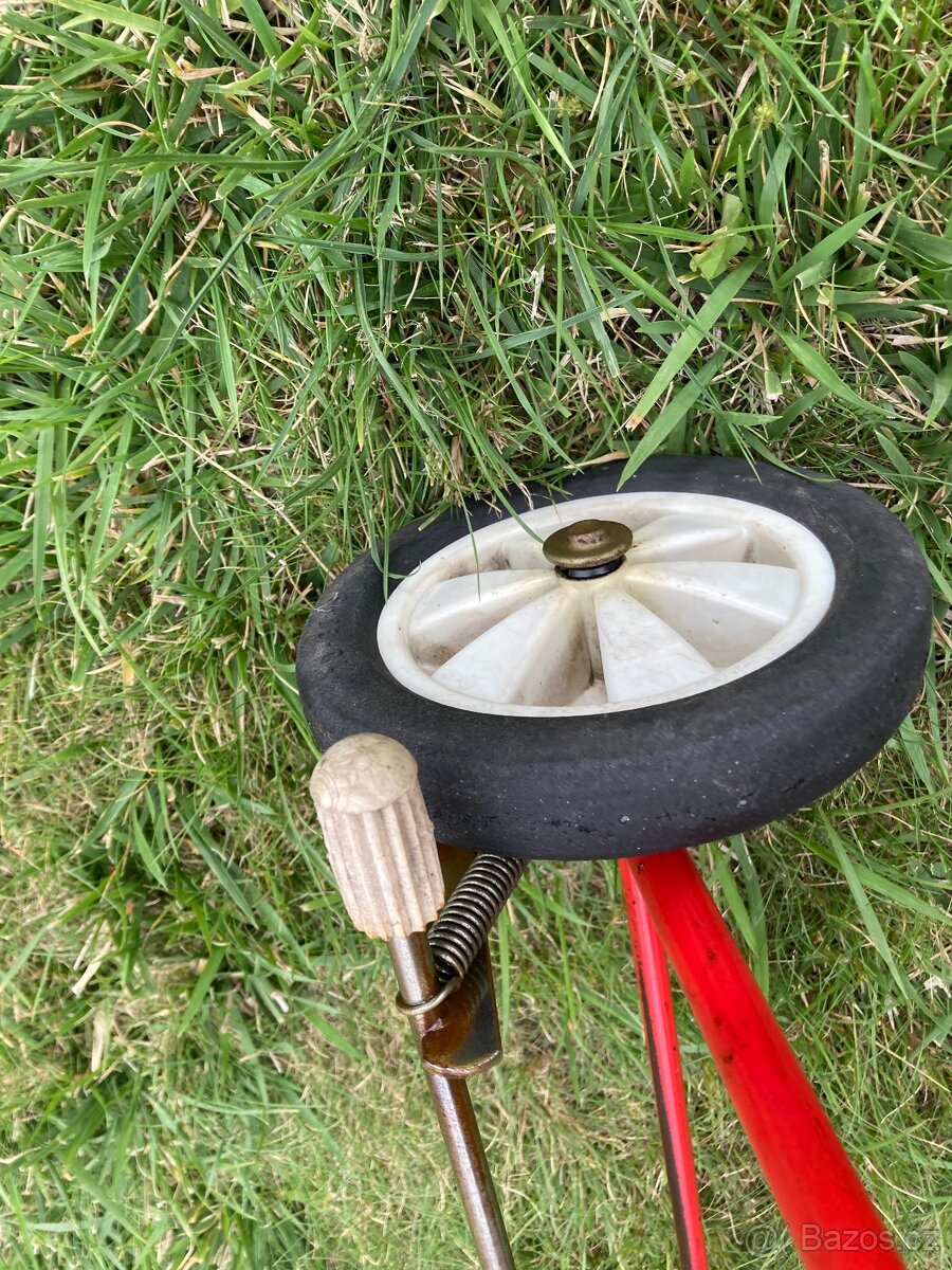 Retro dětská sedačka - 1. typ autosedačky - 7