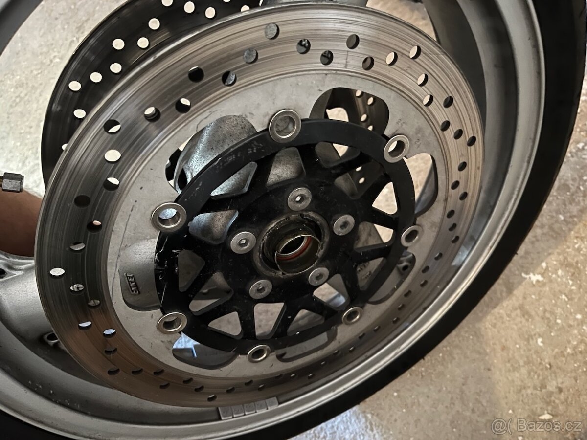 Originál kola s pneu Kawasaki ZZR 1200 - 7