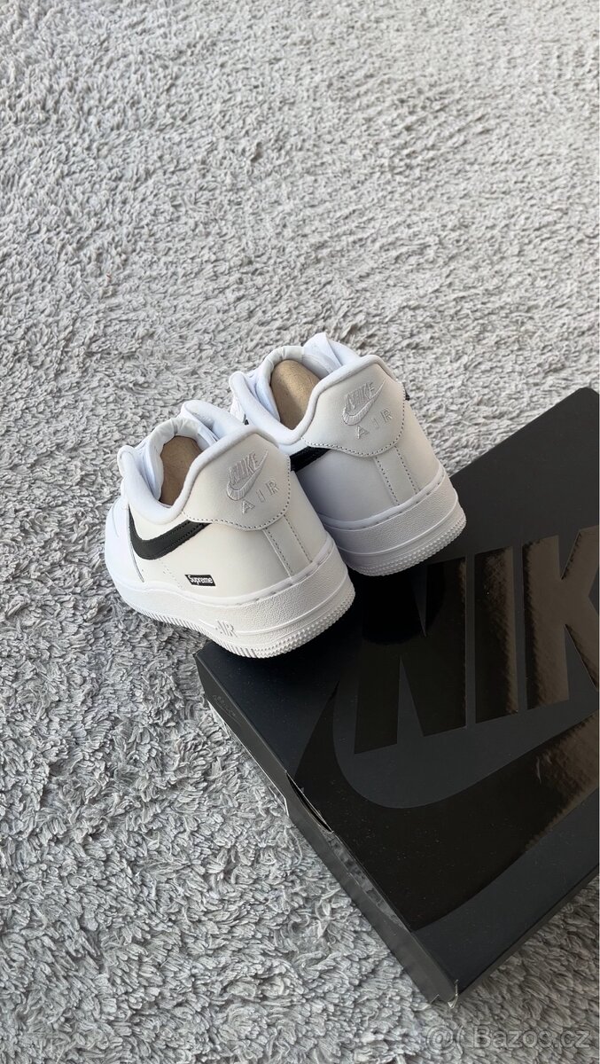 Nike Air Force 1 Low Supreme White Black - 7