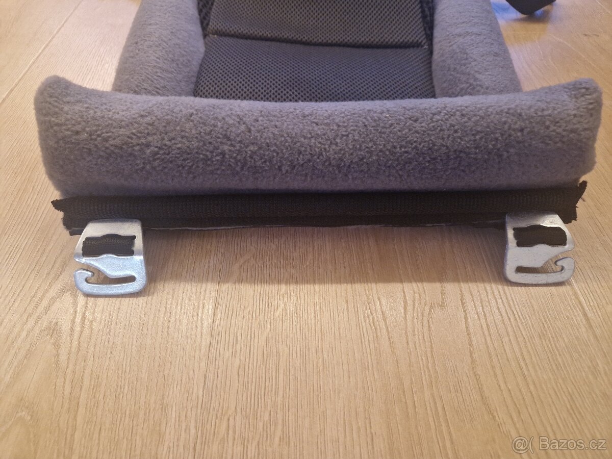 Sportovní vozík Thule Cross 1 s příslušenstvím. - 7