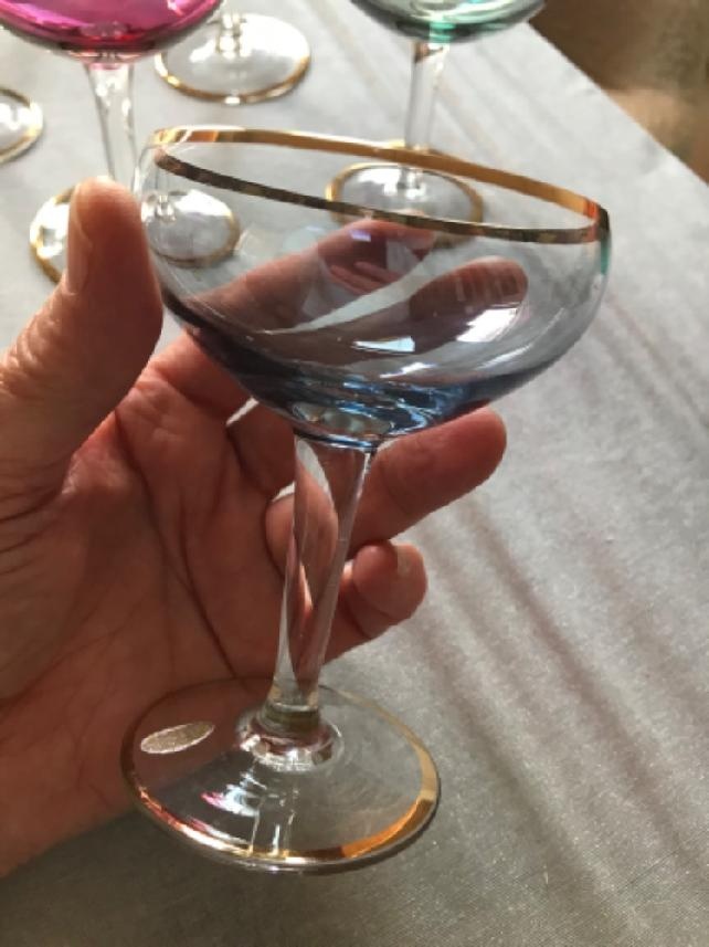 skleničky s barevnými kalichy - 7