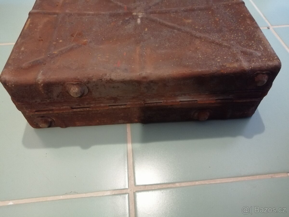 Kufr na granáty 2 - 7