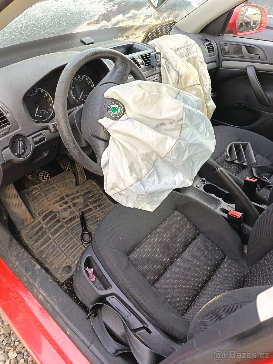 Škoda Octavia 2 1.6 77kw - 7