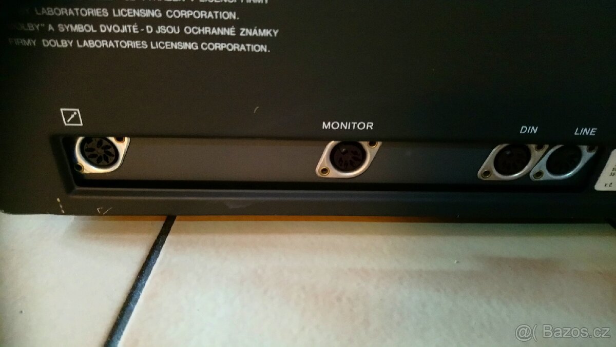 Kazetový magnetofon TESLA SM 261 BLACK - 7