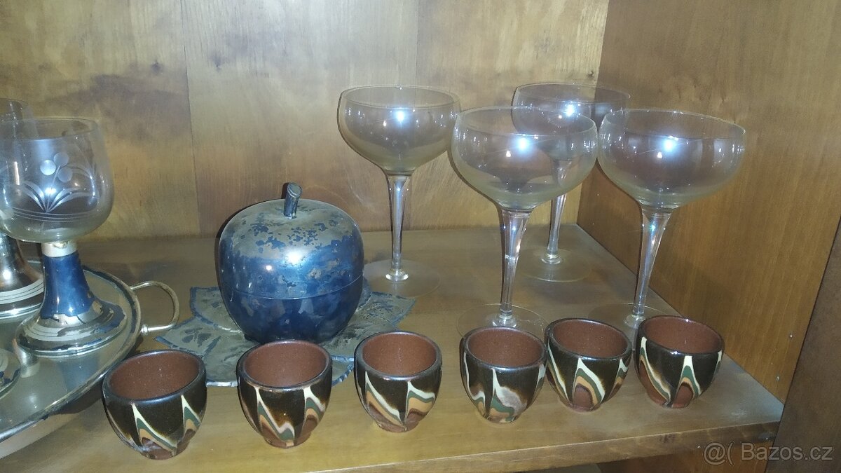 Sklo a porcelán - 7