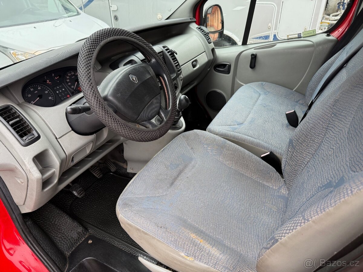 Renault Trafic 1.9 DCi, původ Čr - 7