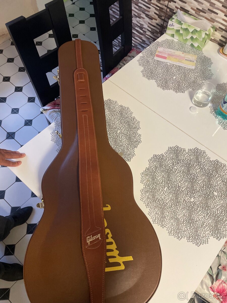 Kytara Gybson - 7