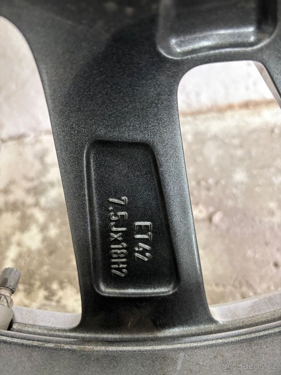 Kola 5x114,3 R18 - zánovní + zimní PNEU - 7