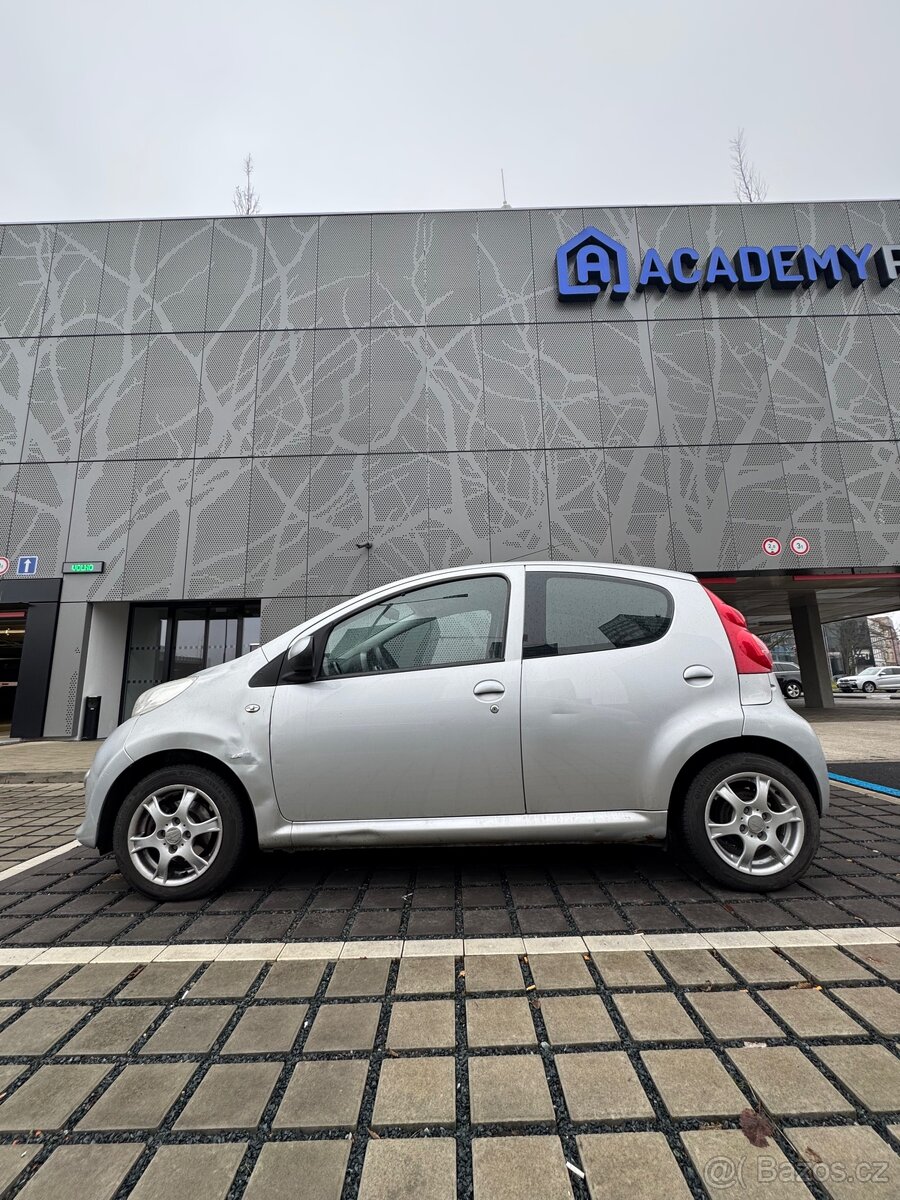 Peugeot 107, 1.0 , rok 2006 - 7