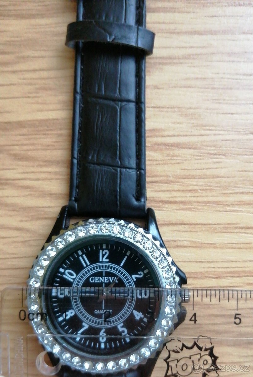 Dámské hodinky zdobené kamínky - 7