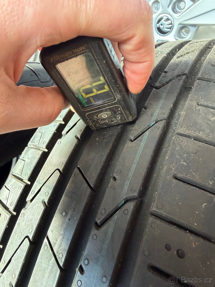 Hankook 205/60 16 7mm - 7