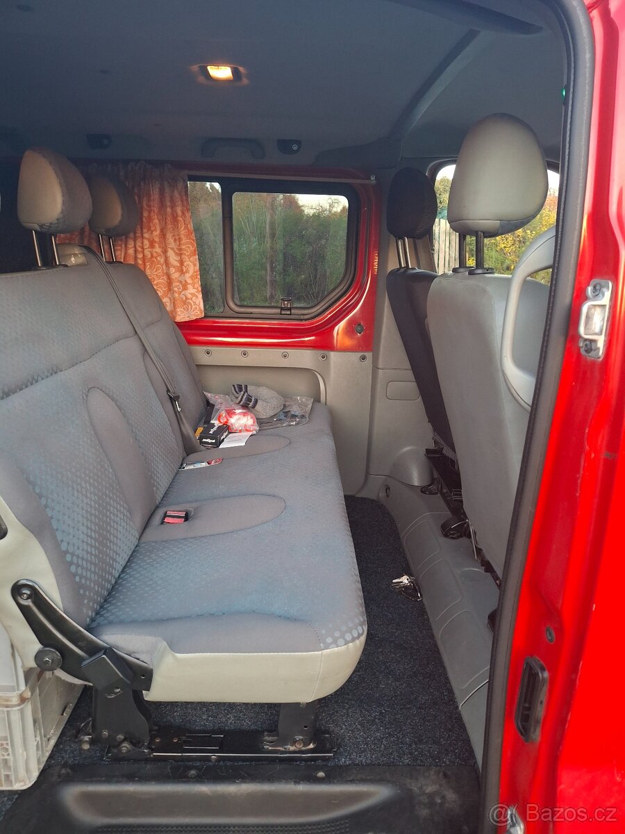 Trafic Passenger - 7