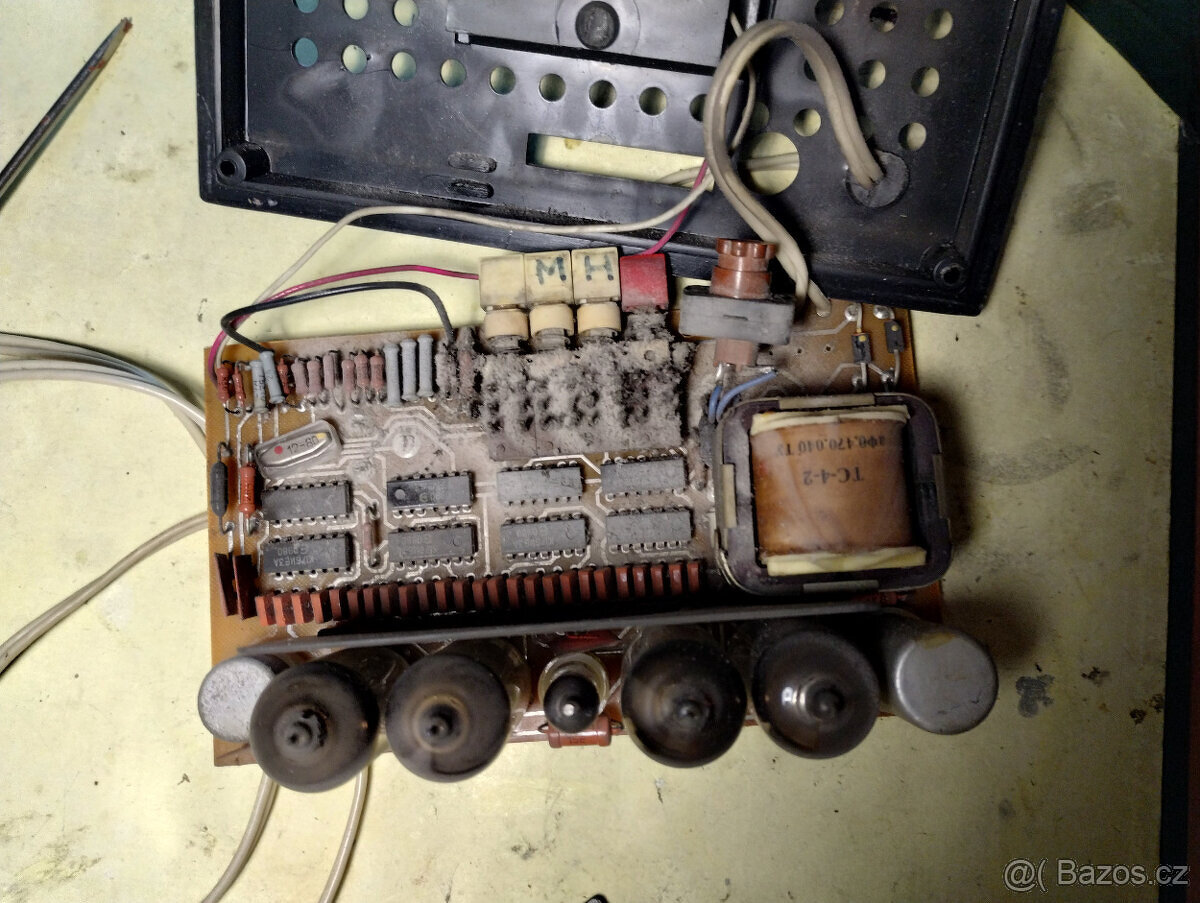 Ruske itronove elektronkove hodiny retro orig navod schema - 7