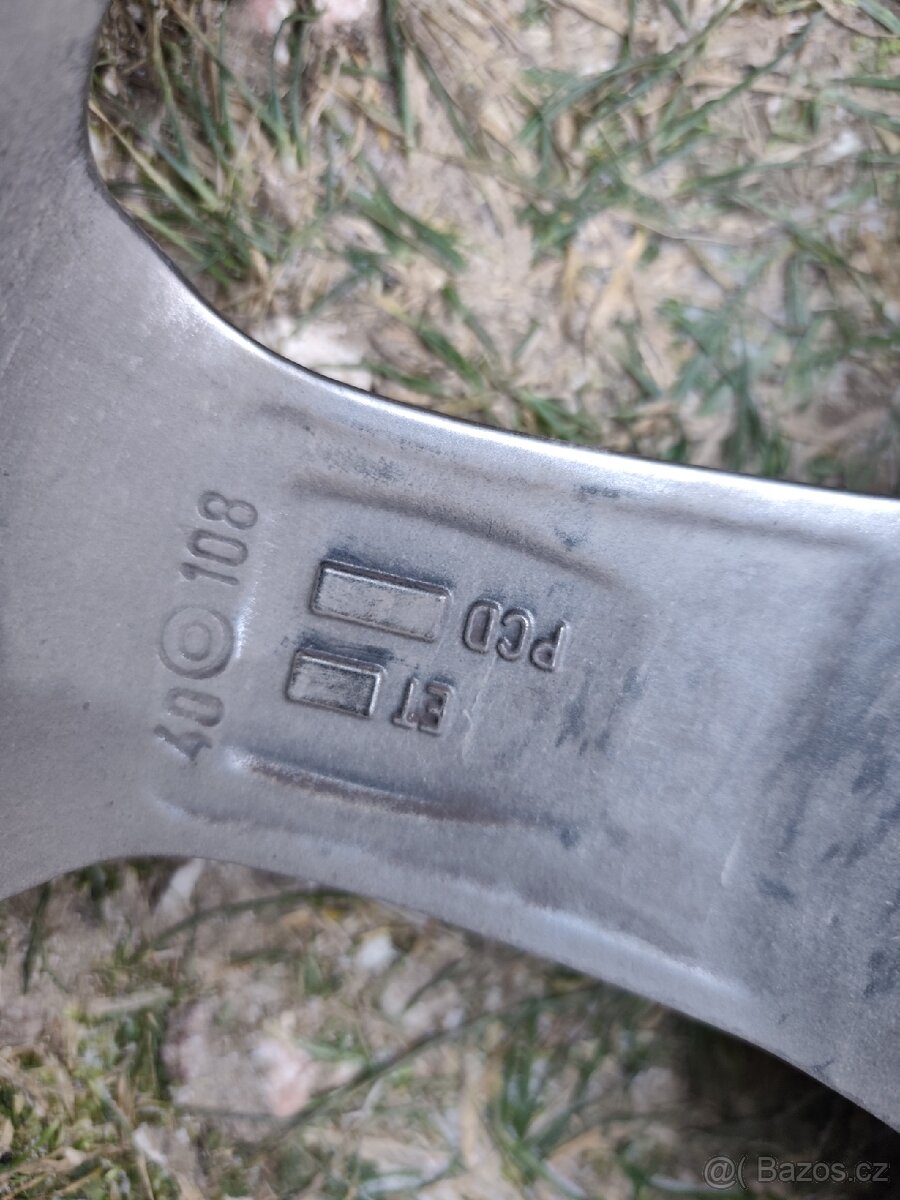 Zimní kola 5x108 215/50 17 - 7