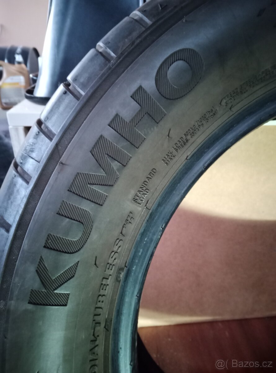 Pneu 205/60R16 - 7