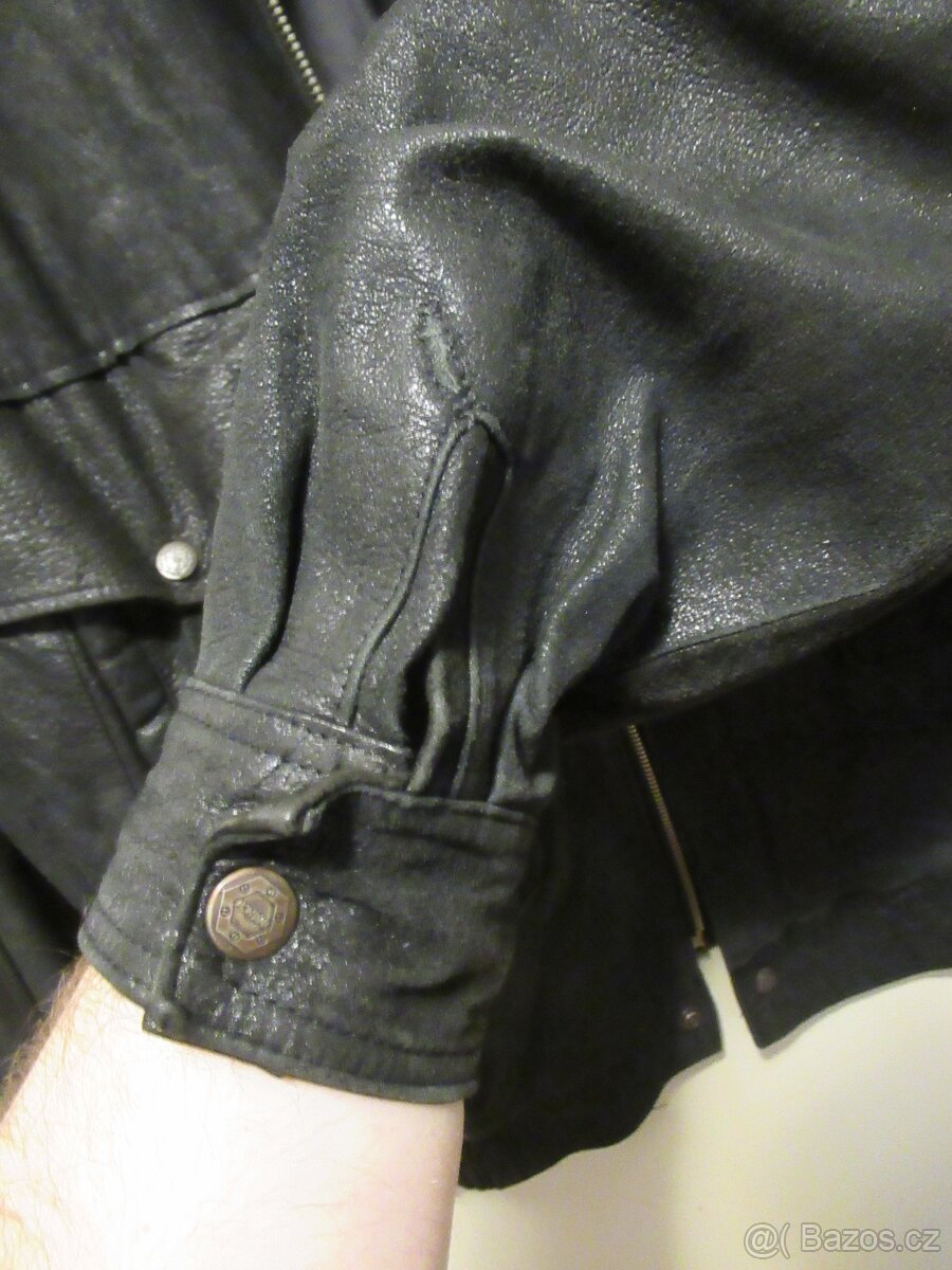Kožená bunda pro tvrďáka - 7