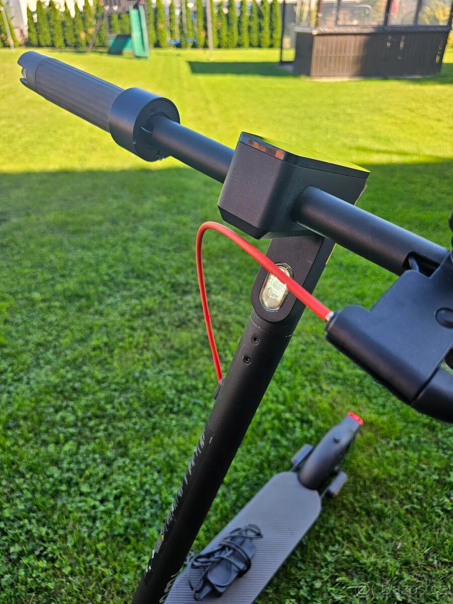 Xiaomi Electric Scooter 4 Pro (2nd gen) - 7