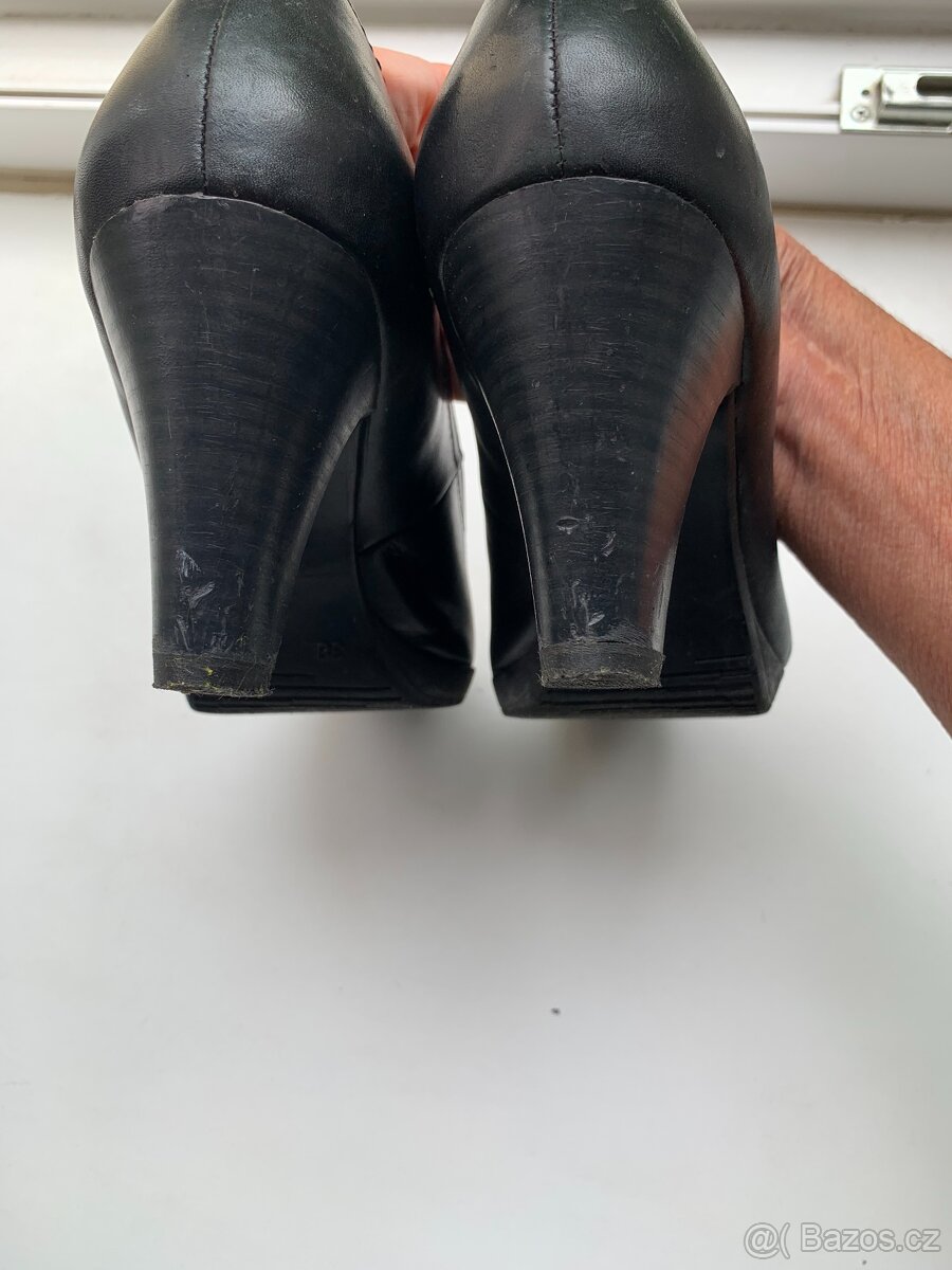 černé kožené lodičky zn. Tamaris - vel. 38 - 7