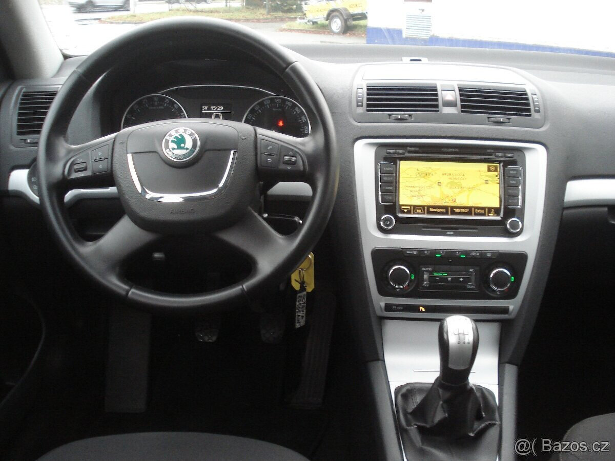 Škoda Octavia 1.6 TDi 4x4 ELEGANCE NAVI - 7