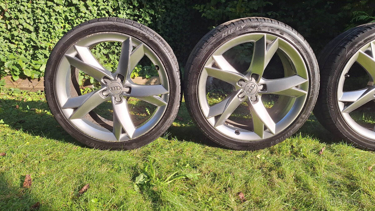 Originální sada pro Audi A5 / S5 disků s pneu 255/35 R19 - 7