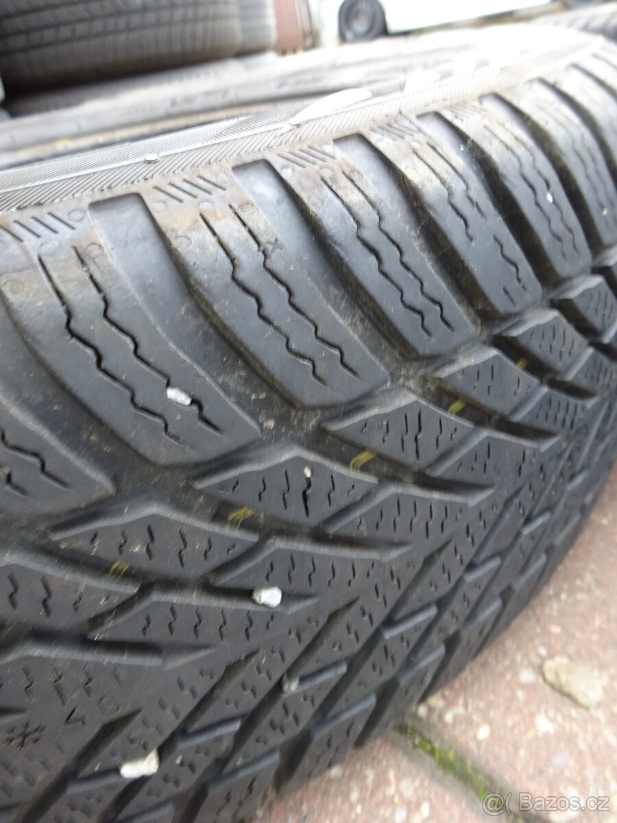 Nokian zimní pneu 185x65x15 - 7