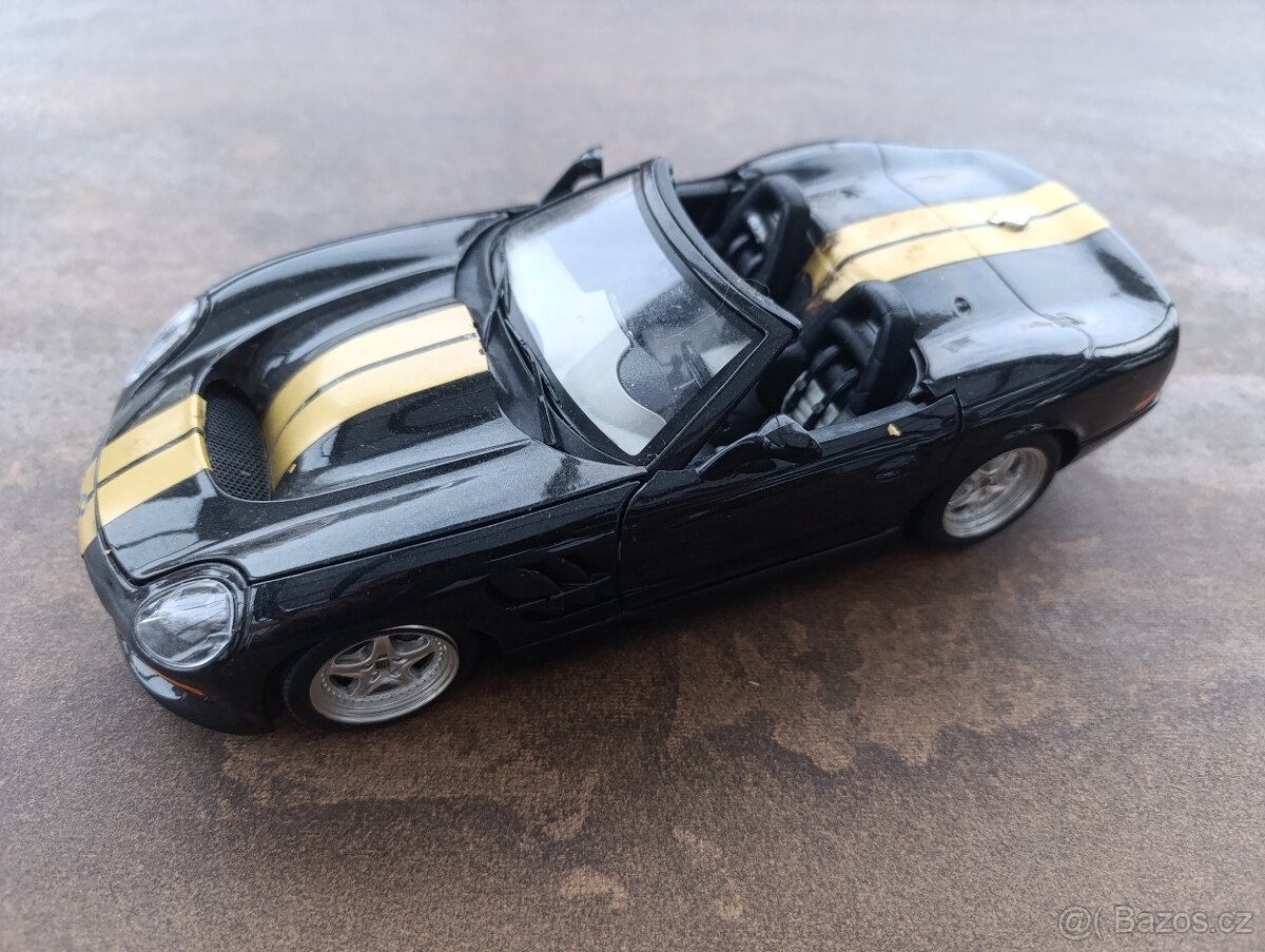 modely autíček 1:18 - 7