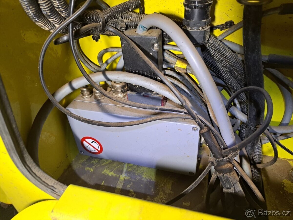 Ferti box Bednar FMT FB 4400 ISOBUS - 7