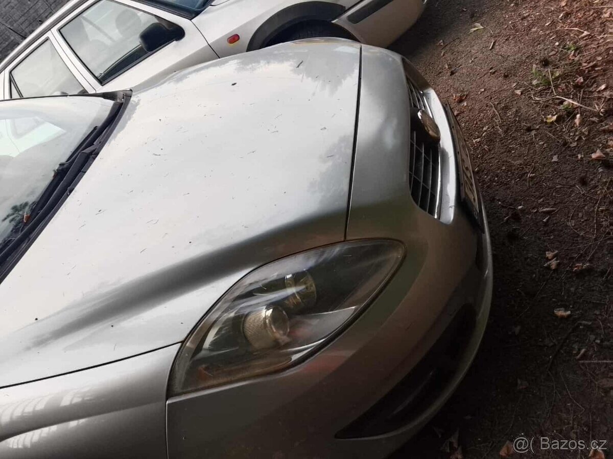 Fiat Croma 1.9 JTD - 7