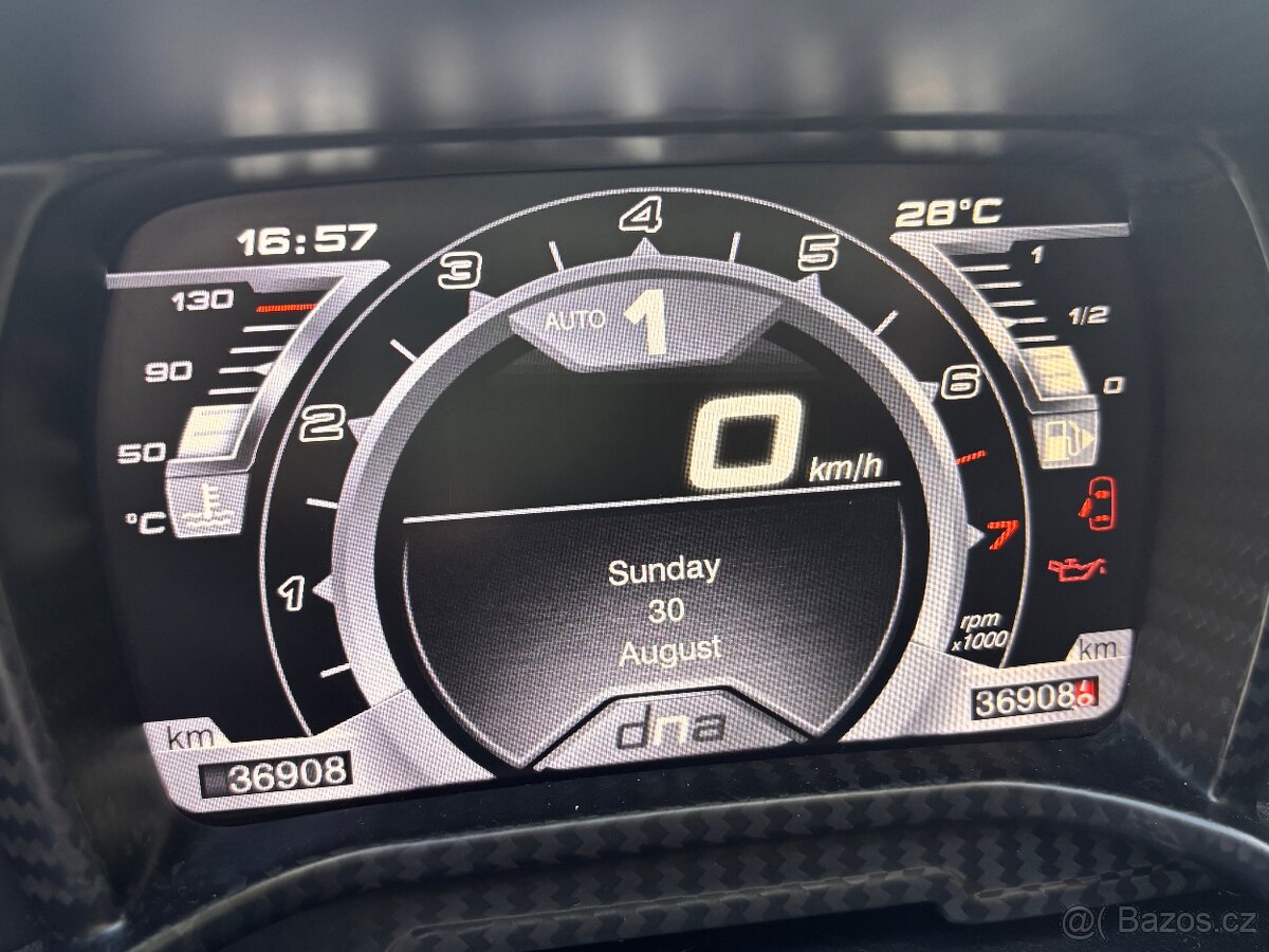 Alfa Romeo 4C - 7