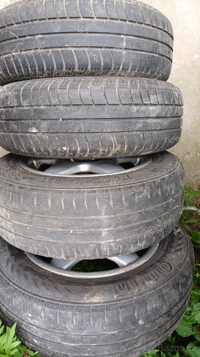 Alu disky Titan  ET37 s letnimy pneu Continental  175/65 R14 - 7