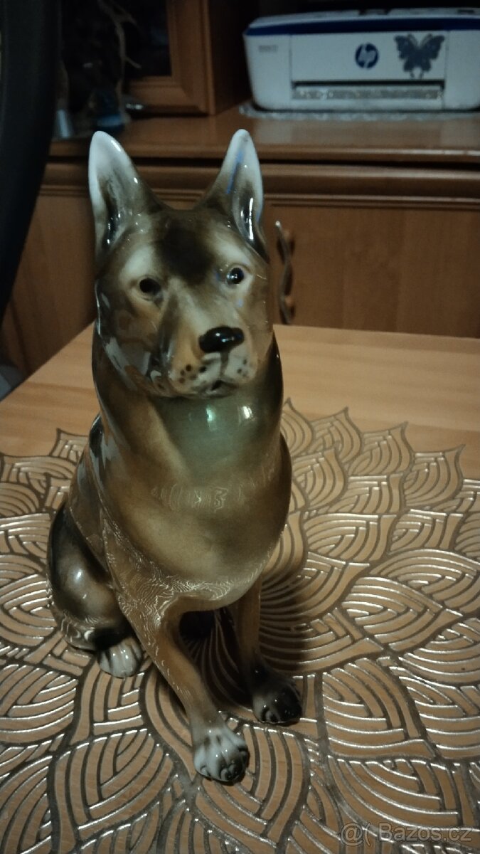 Vlčák socha dux - 7
