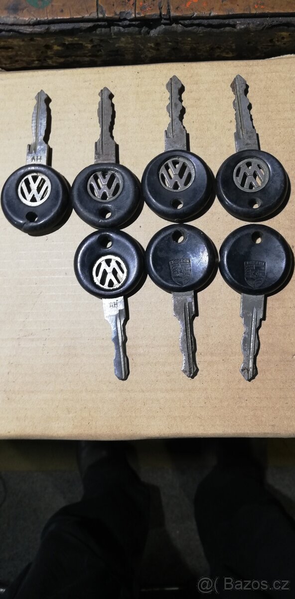 vW GOLF - 7
