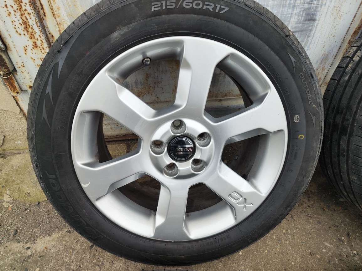 17"letní alu sada Sargas 5x108 origo Volvo XC70 XC60 215/60 - 7