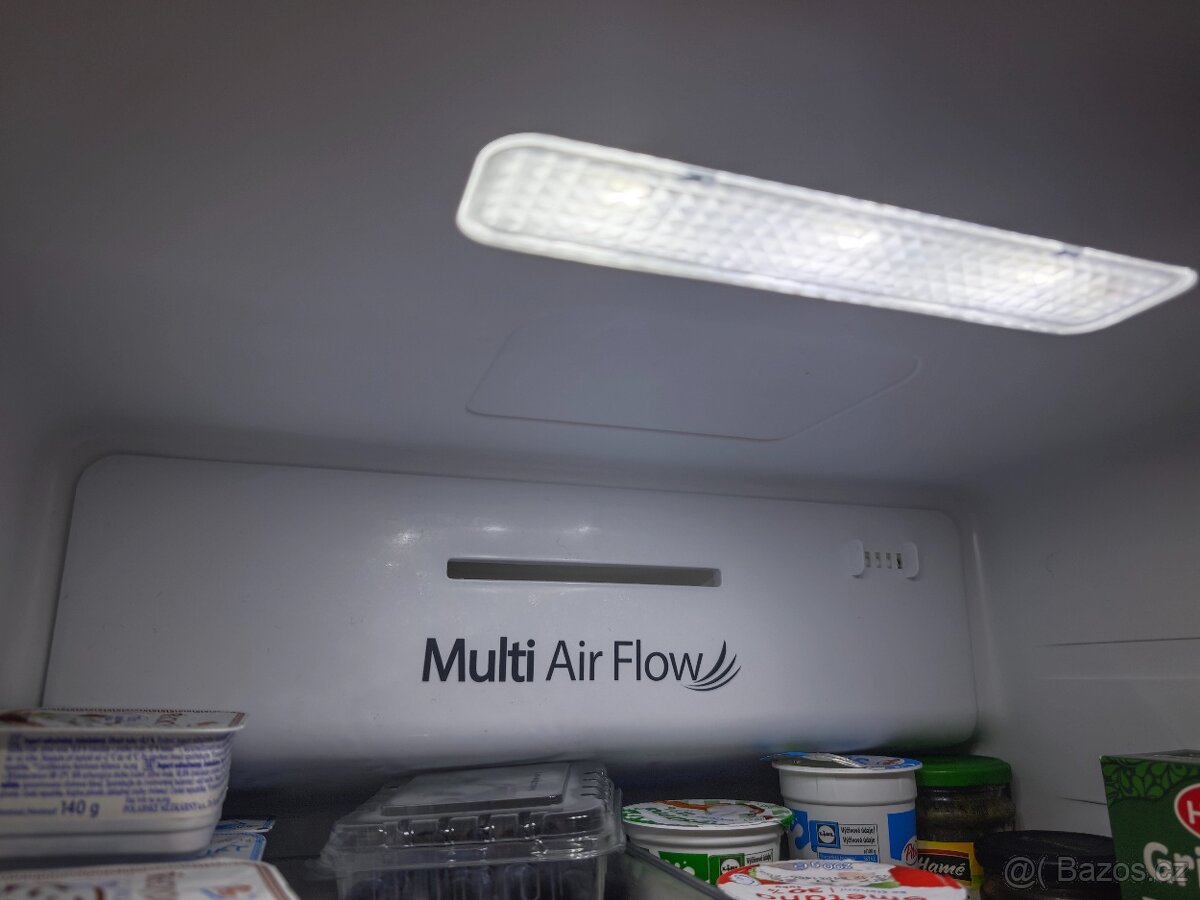 Americká lednice Hisense RS670N4AC1 - 7