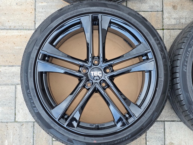TEC SPEEDWHEELS AS4 Evo 8,5x20" 5x120 s pneu 245/40 R20 - 7