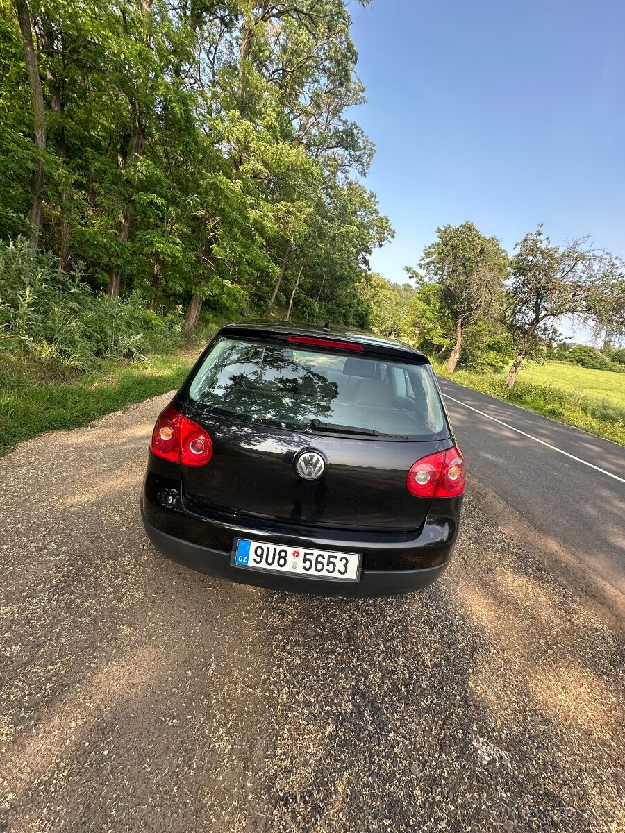 Prodám VW Golf V (MK5) - 7