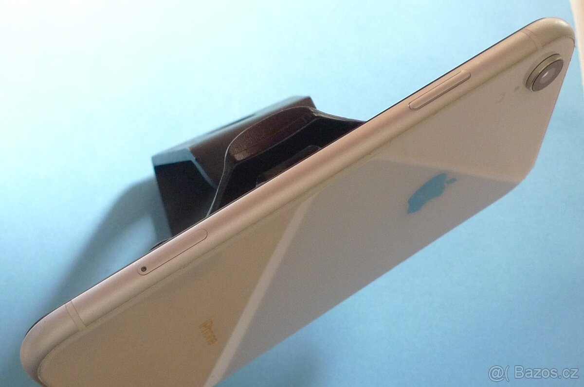 Apple iPhone XR 128GB Baterie 85% - 7