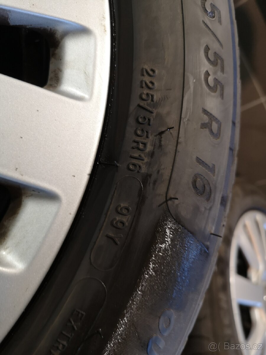 Audi A4, A6 alu 16 + letní 225/55/16. - 7