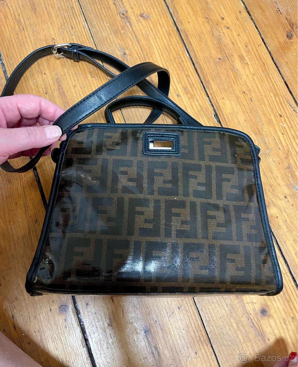 FENDI x Fila kabelka, limitovaná edice 2018/19 - 7