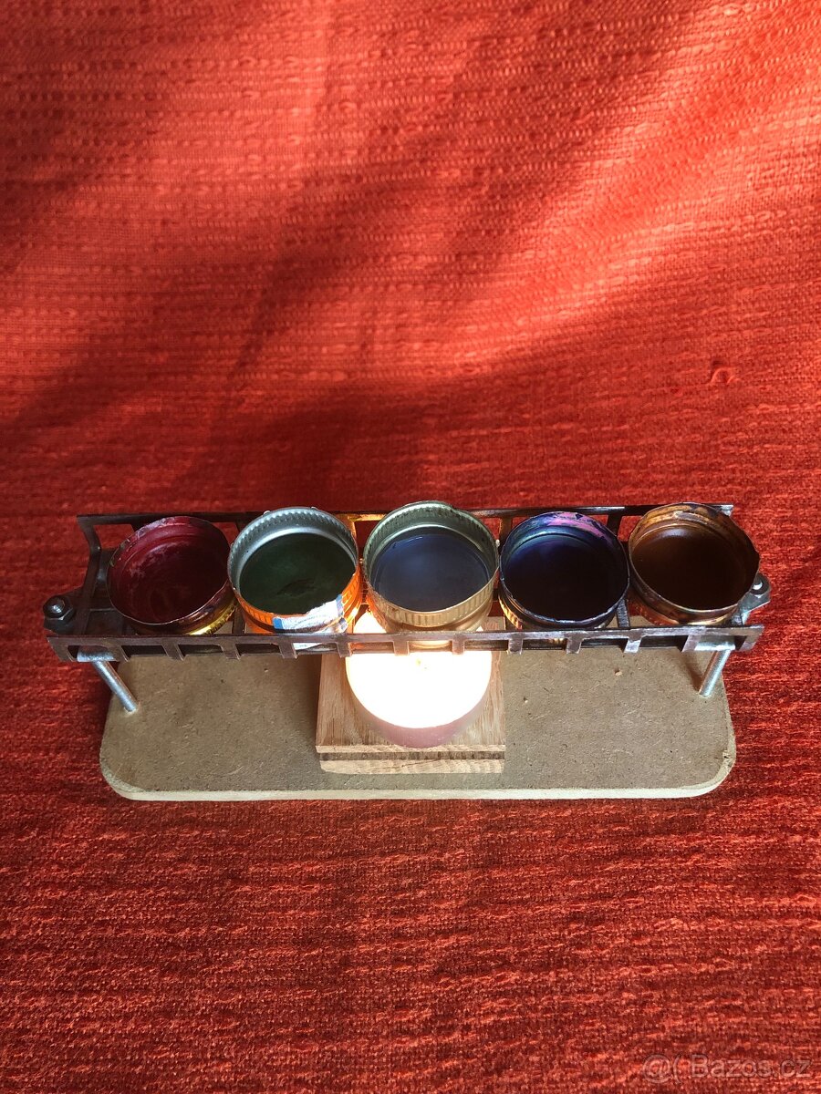 Stojánek na tavení vosku. - 7