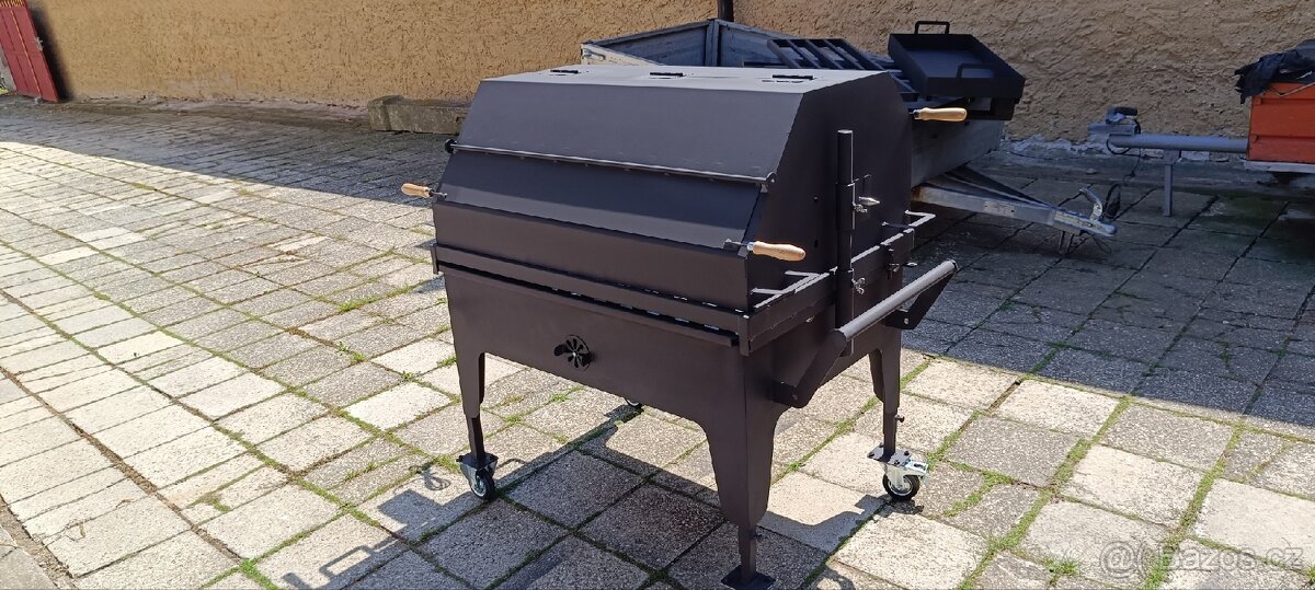 Multifunkční gril na selátko a kýtu - 7