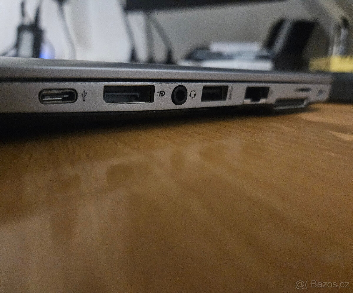 HP Elitebook 820 G3 i5-6200U 12.3" - 7
