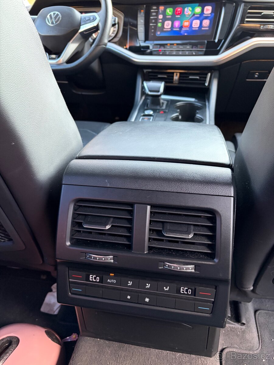 VW Touareg 3.0TDI V6 210kw ČR Elegance - 7