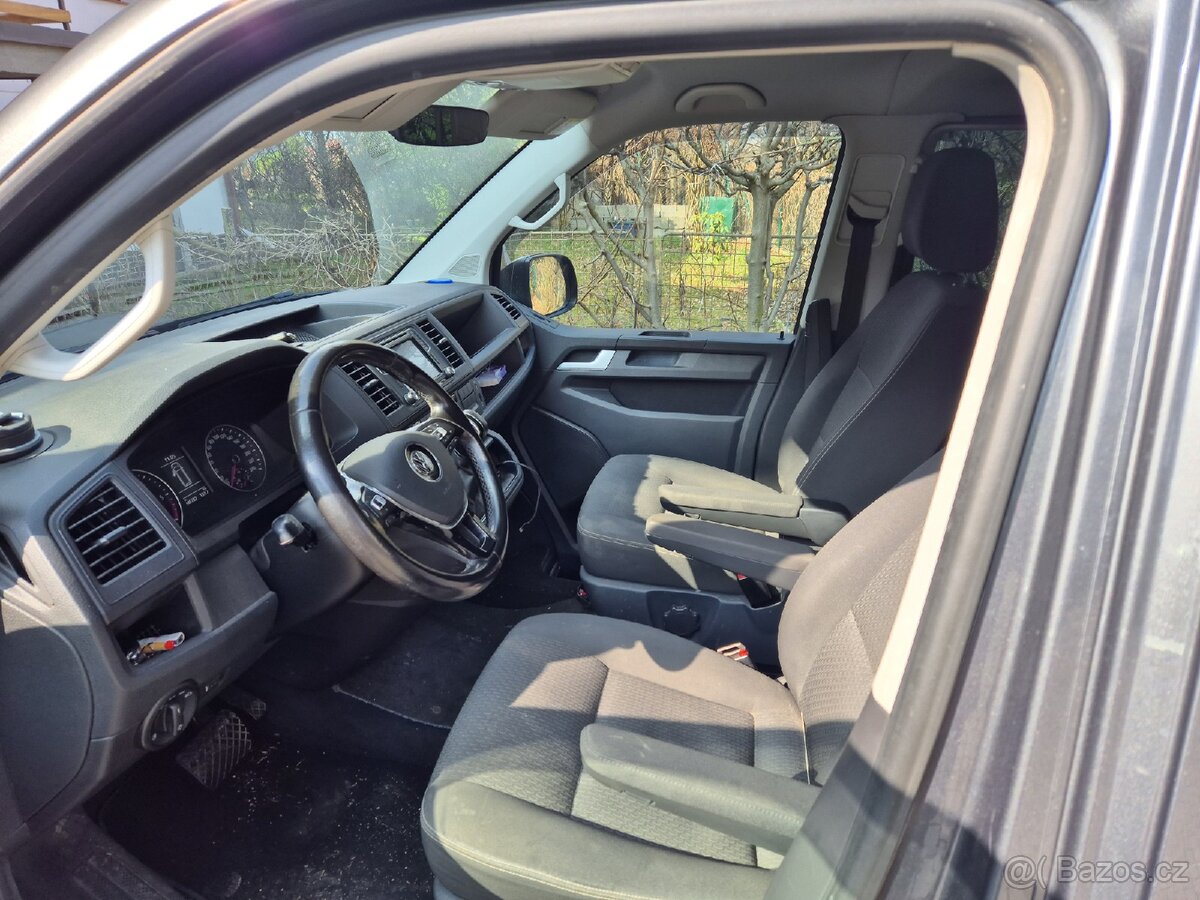 VW Multivan Trendline T6 - 7